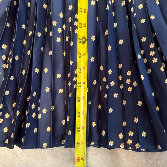 J.Crew Pleated Pull-on Luster Charmeuse Midi Skirt Navy Floral Plus Size 2X - Picture 8 of 8